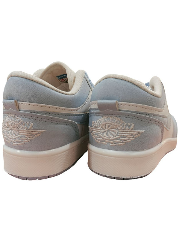 کتونی نایک جردن ۱ بدون ساق مردانه و زنانه رنگ سفید آبی